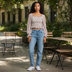 ✨ 1.STATE Floral Smocked Crop Top – XS ✨